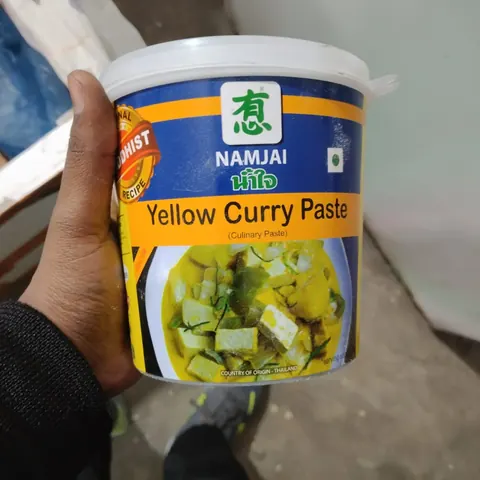 Yellow Curry Paste — product photo from Divya Luxury Foods